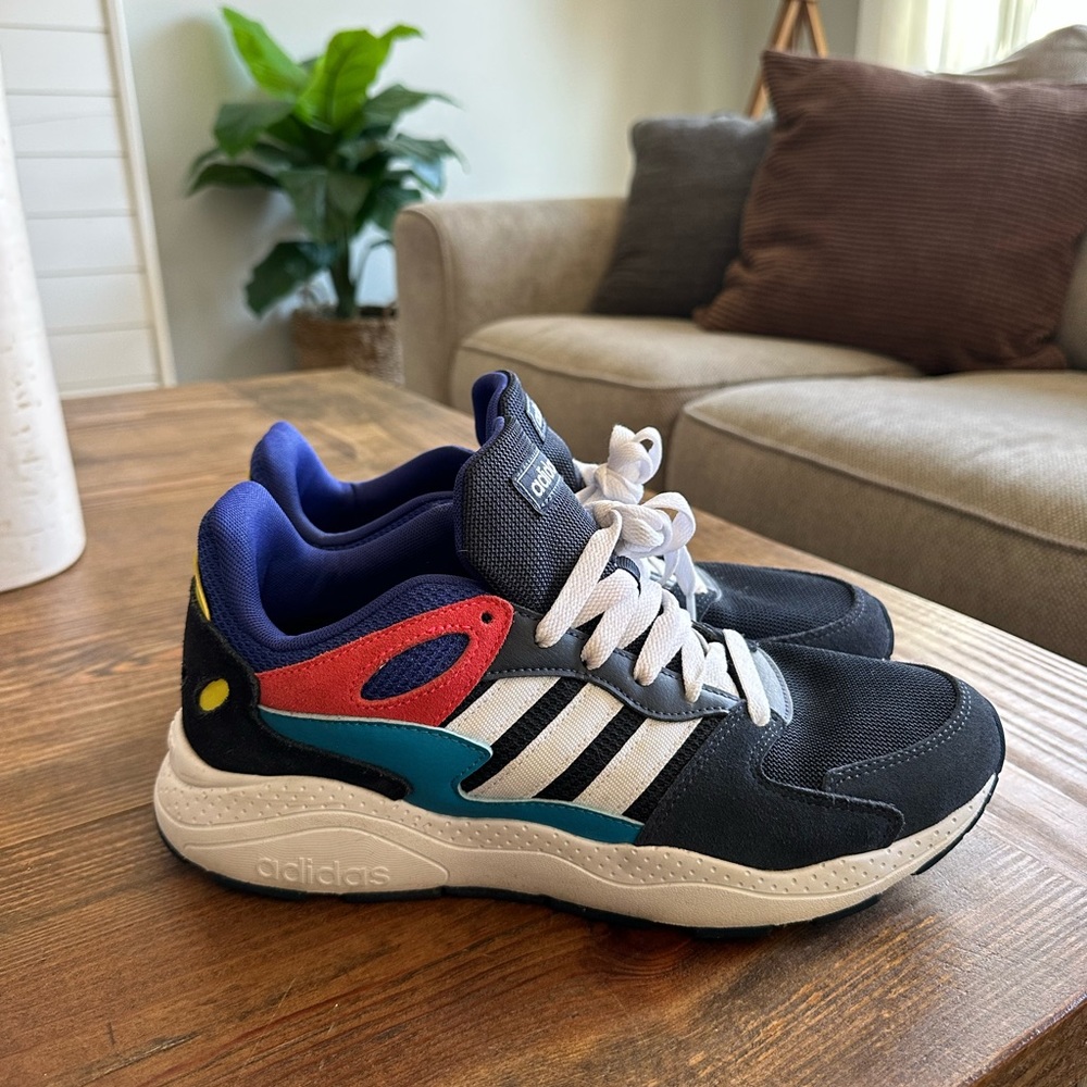 Adidas Sneakers